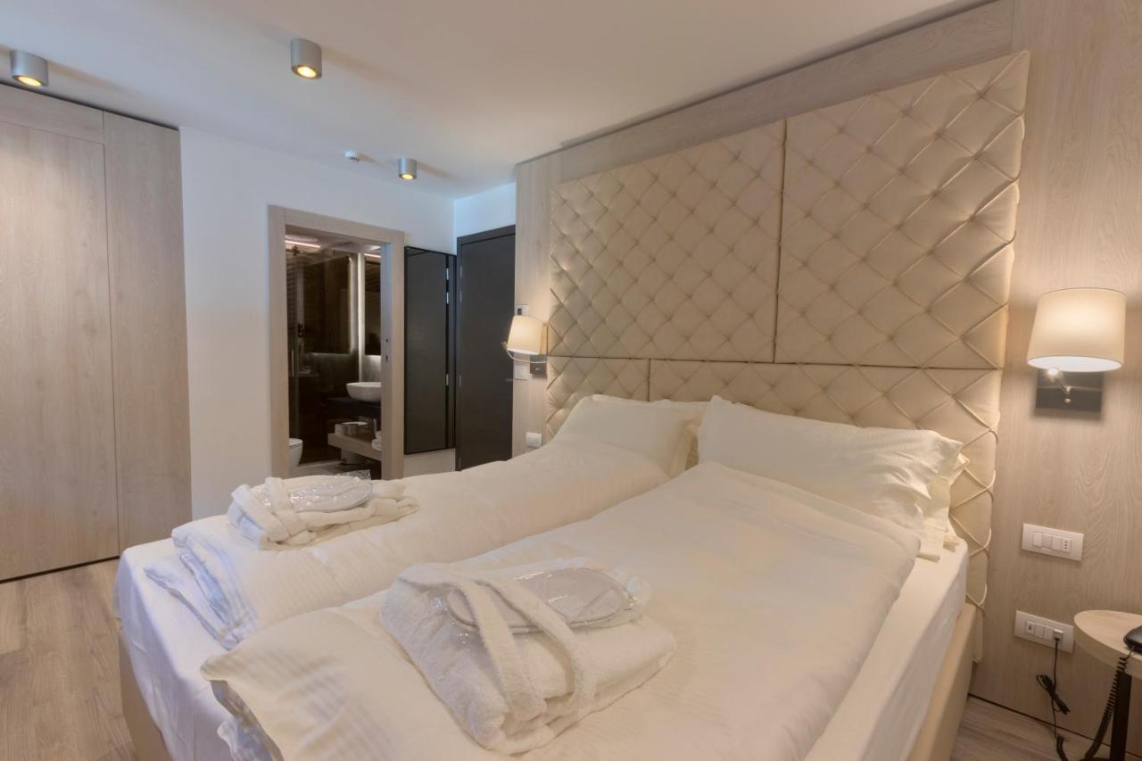 Superior Double Room,768609688:JPEG